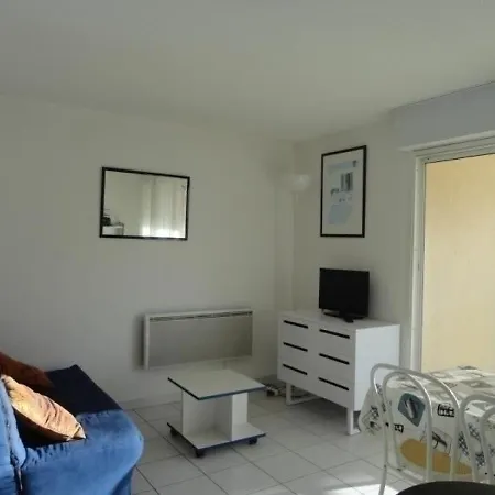 Sete, 2 Pieces, 4 Personnes - Fr-1-472a-53 דירה